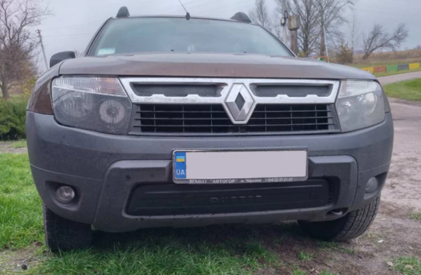 Зимова решітка Renault Duster 2008-2017