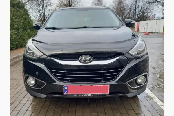 Дефлектор капоту на Hyundai IX35 2010-2013