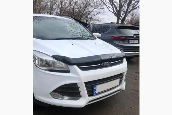 Дефлектор капоту на Ford Kuga 2013-2016