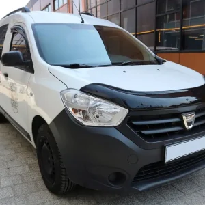 Дефлектор капоту на Dacia Dokker 2012-2021