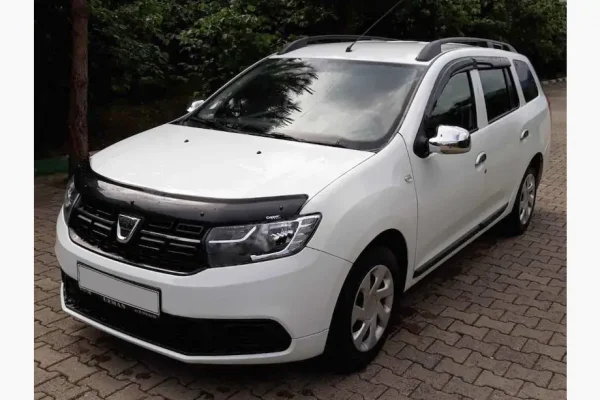 Дефлектор капоту на Dacia Logan з MCV 2013 року