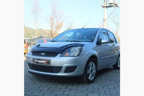 Дефлектор капоту на Ford Fiesta 2002-2008