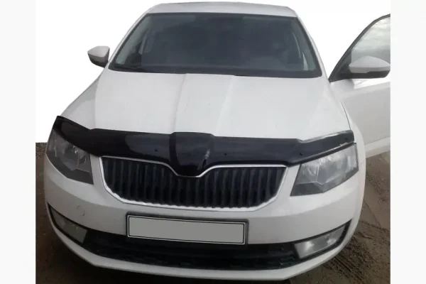 Дефлектор капоту на Skoda Octavia 2013-2017