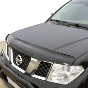 Дефлектор капоту на Nissan Navara 2006-2015
