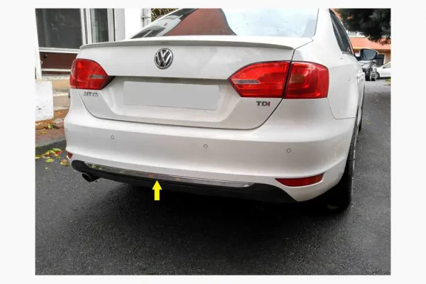 Накладка на задній бампер Volkswagen Jetta 2011-2013 Carmos