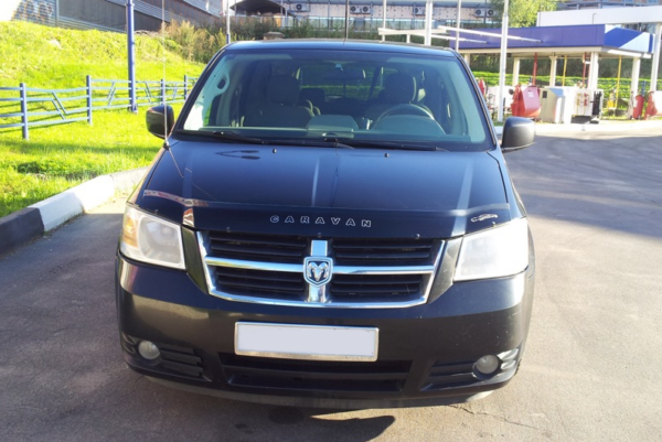 Дефлектор капоту на Dodge Caravan V 2007–2010 VIP Tuning