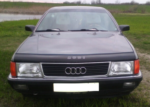 Дефлектор капоту на Audi 100(44кузов С3)1983-1991 VIP Tuning