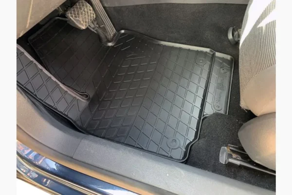 Килимки в салон Volkswagen Golf 5 Stingray Premium