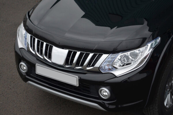 Дефлектор капоту Mitsubishi L200 2015-2019