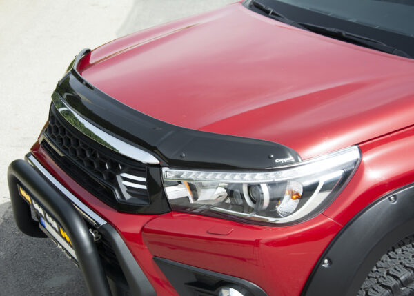 Дефлектор капота Toyota Hilux 2015-2020 (EuroCap)