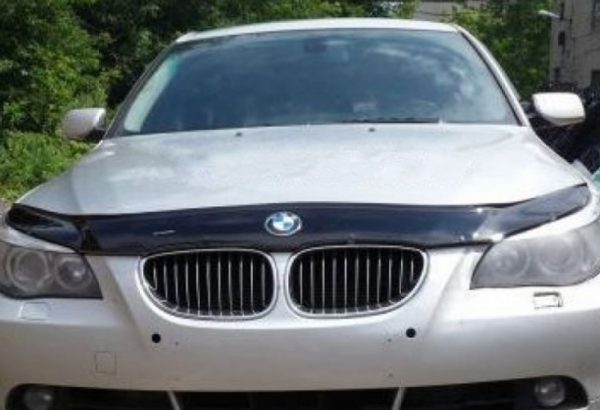 Дефлектор капоту на BMW 5 Series (60 кузов) 2003-2010 VIP Tuning