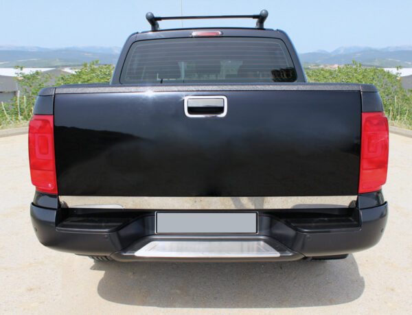 Кромка багажника (нерж) Carmos - Турецька сталь Volkswagen Amarok 2010-2022 рр.