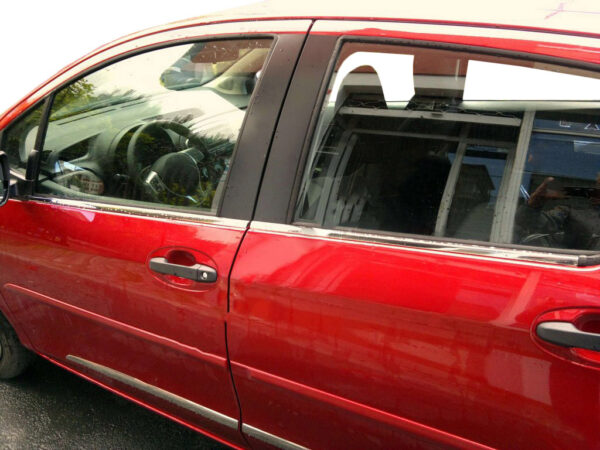 Окантовка вікон (4 шт., нерж.) Toyota Yaris 2010-2020 рр.
