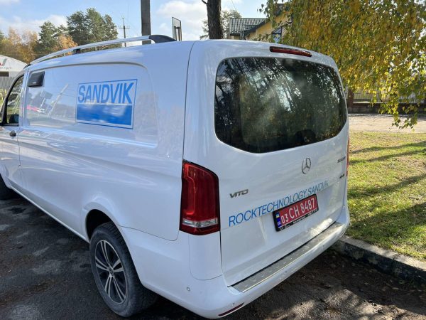 Рейлінги хром (пласт. ніжки) середня база на Mercedes Vito/V W447 з 2014 року